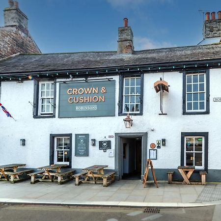 Crown And Cushion Appleby Hotel Exterior photo