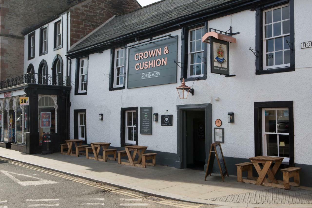 Crown And Cushion Appleby Hotel Exterior photo